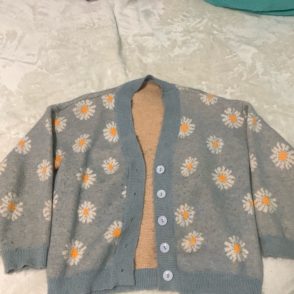 Cozy Daisy sweater